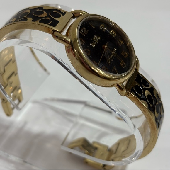 Coach Signature Black & Gold Enamel Bracelet Watch Ladies RARE New Battery Dec24 - Picture 4 of 13